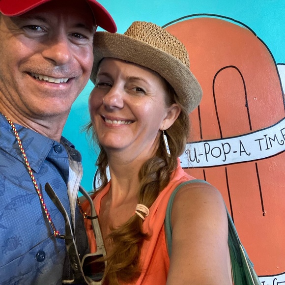 Meet your Posher, Janelle - Picture 1 of 1